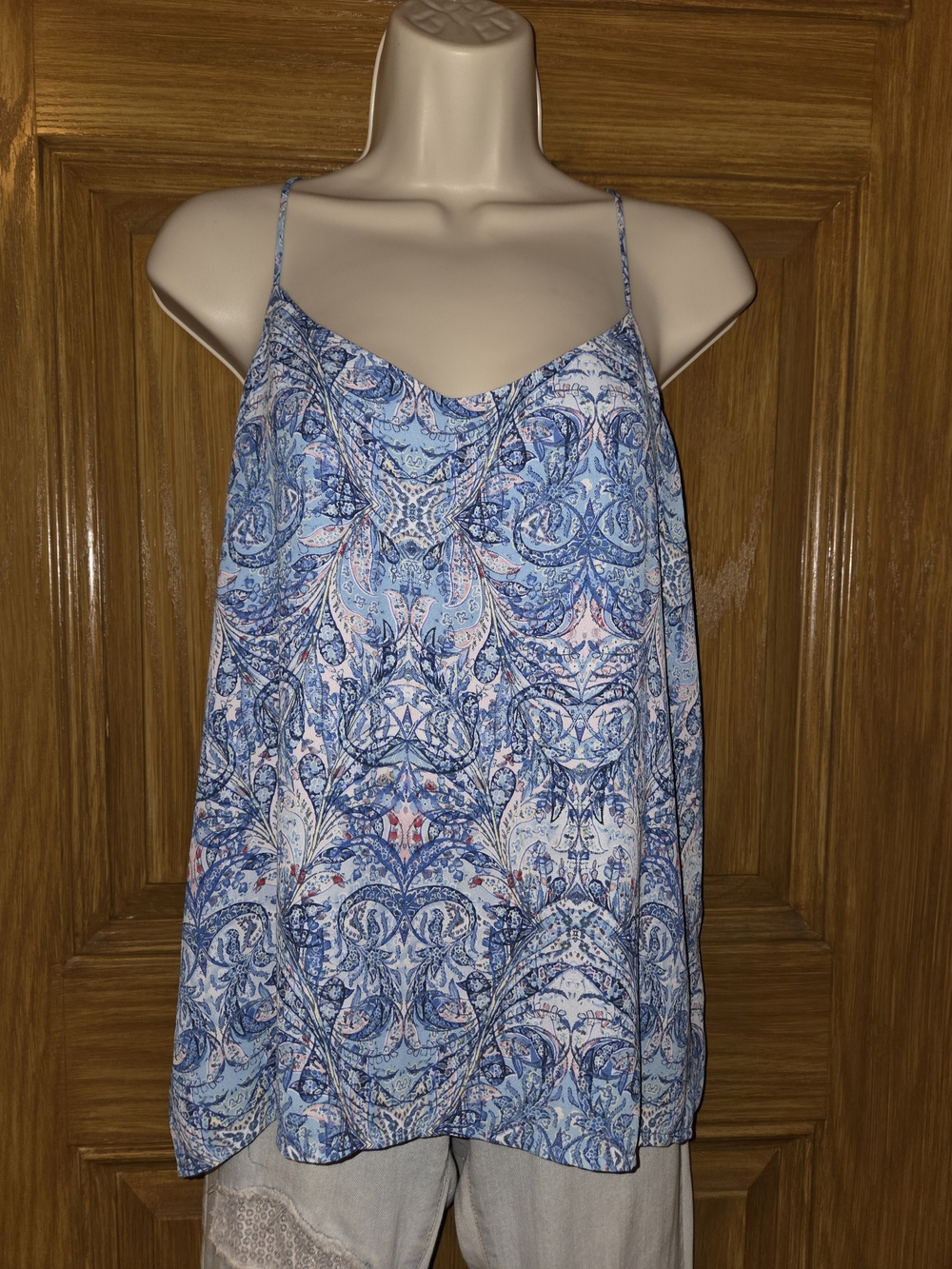 Lila Rose Blue and‎ White Paisley Print Camisole